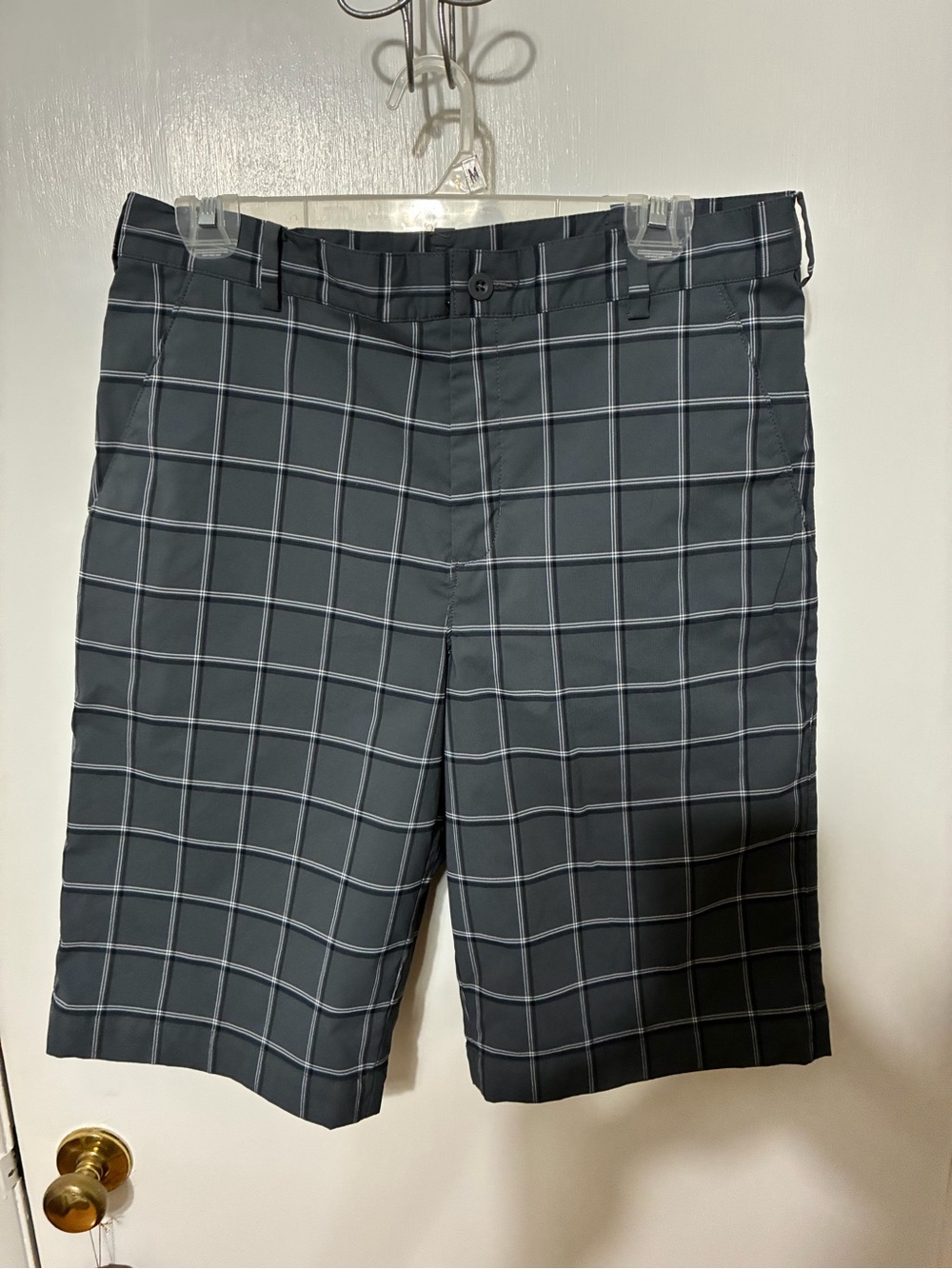 Nike Men's Charcoal Gray Windowpane Golf Shorts